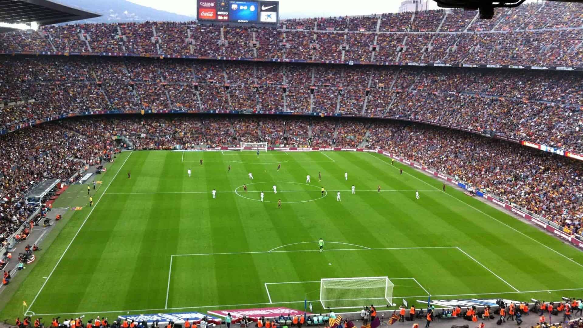 fc barcelona stadion camp nou fyldt med mennesker
