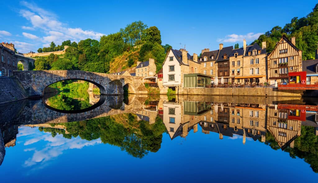 Smuk flod i Dinan Bretagne