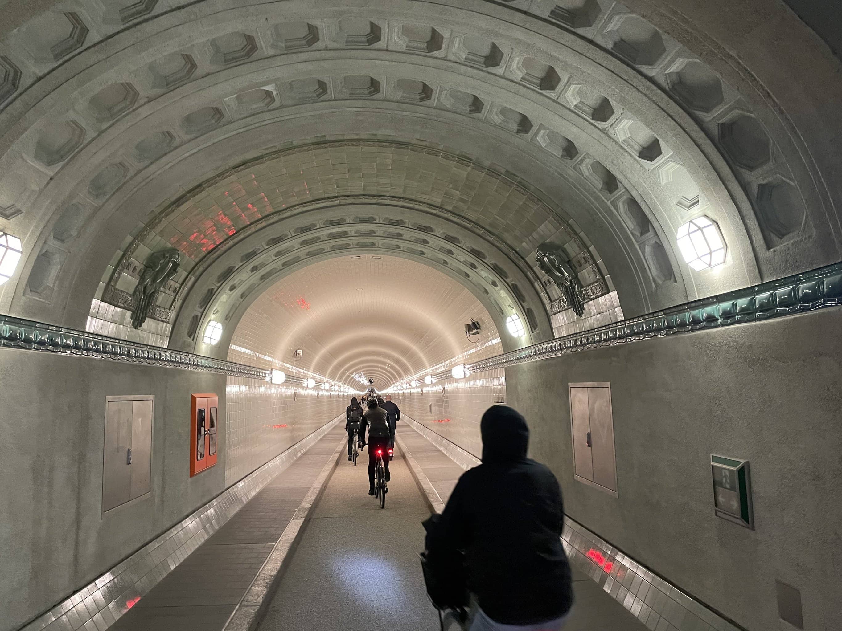 gamle elbtunnel hamborg seværdighed